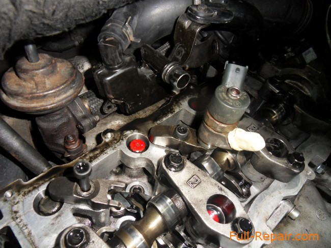 Так выглядит крепление форсунки Common Rail