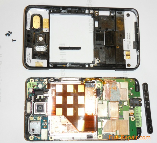 HTC HD2 — корпус открыт